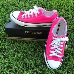 Hot Pink Converse Chuck Taylor Unisex